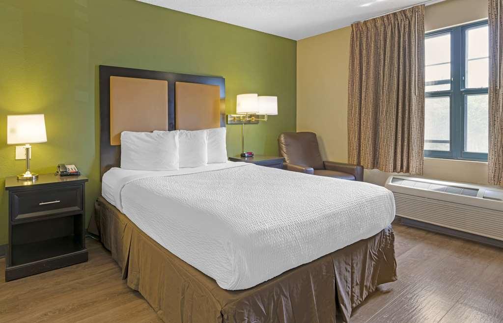 Extended Stay America Suites - Stockton - March Lane Rom bilde
